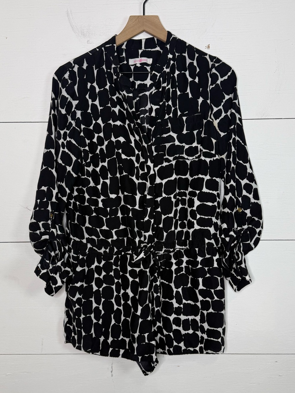 Alice & Trixie • Black and White Patterned Women's Shorts Romper Size Small